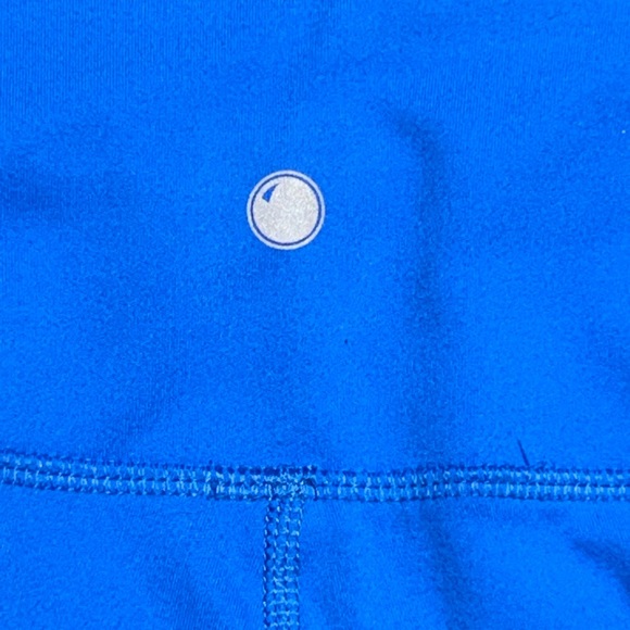 Yogalicious Blue Gathered Ankle Cropped Leggings Size Small - Picture 8 of 8